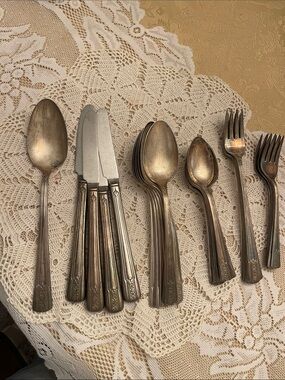 Wm Rogers IS Sectional Vintage Silver Plated Flatware